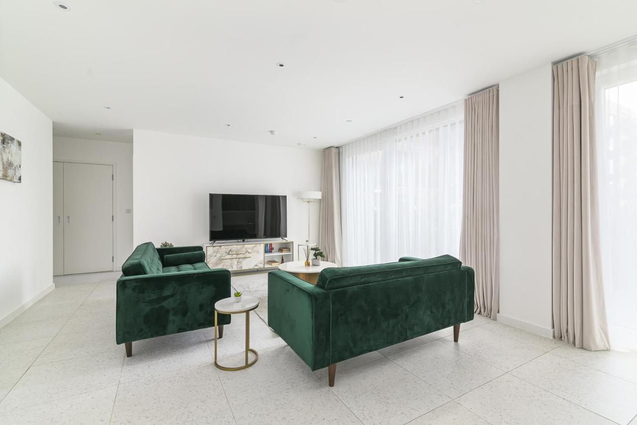 Luxury Spacious Flat With Communal Gardens And Parking Londra Exterior foto